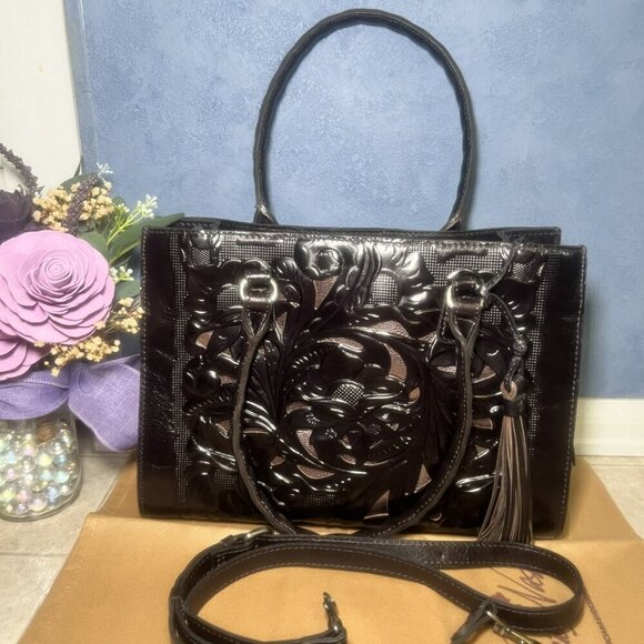 Patricia Nash Handbags - NWT Patricia Nash Primrose Leather Satchel